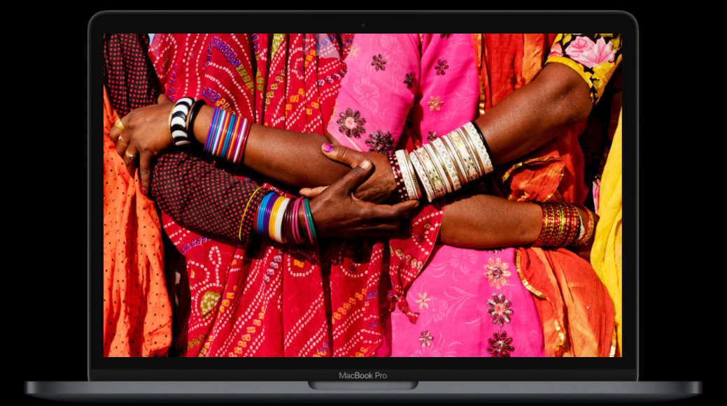 Apple-M1-MacBook-pro-display